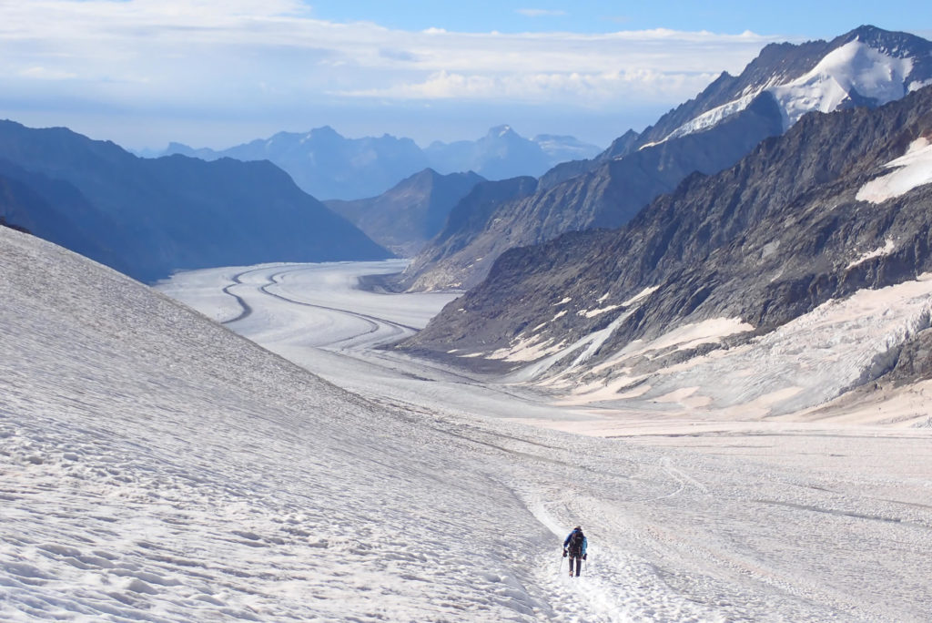 Bajando de Jungfraujoch, desandamos el Glaciar Aletsch en busca de Märjelen